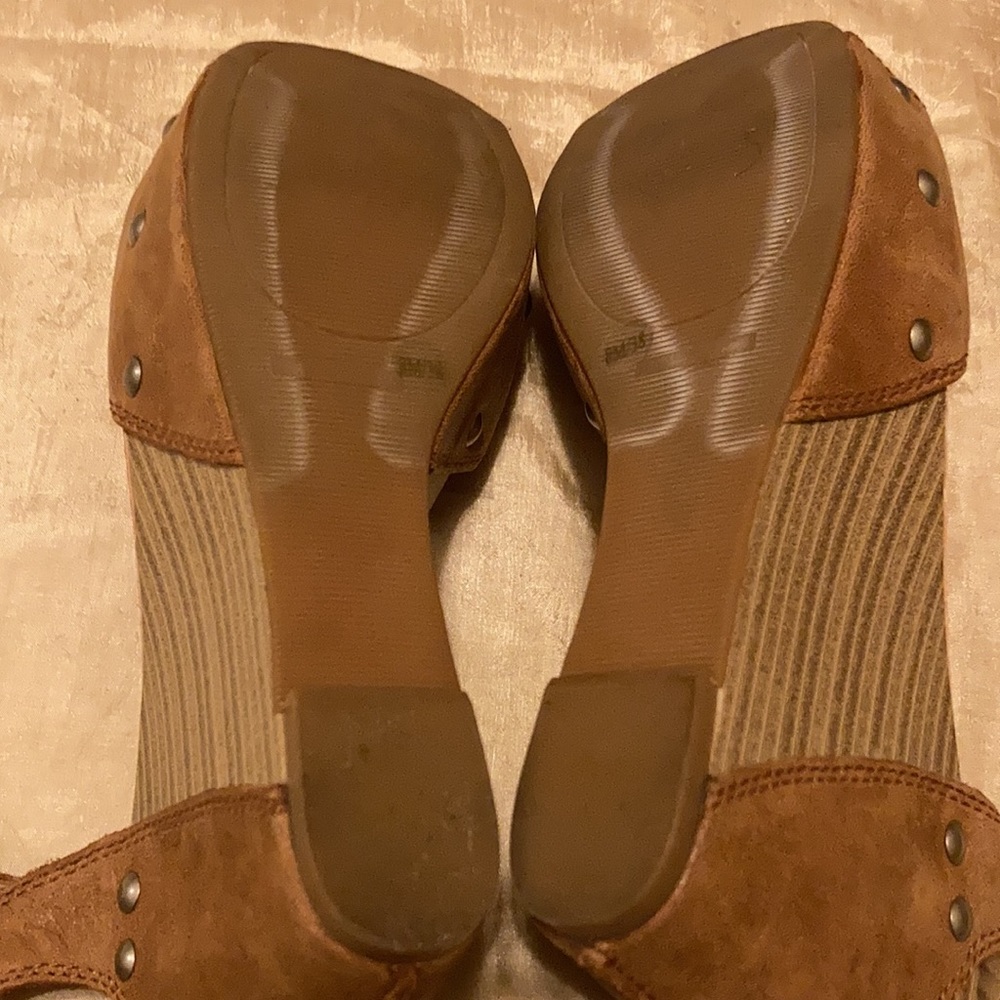 Lucky Brand Marshha Brown Stud Wedge Sandal - Picture 5 of 5
